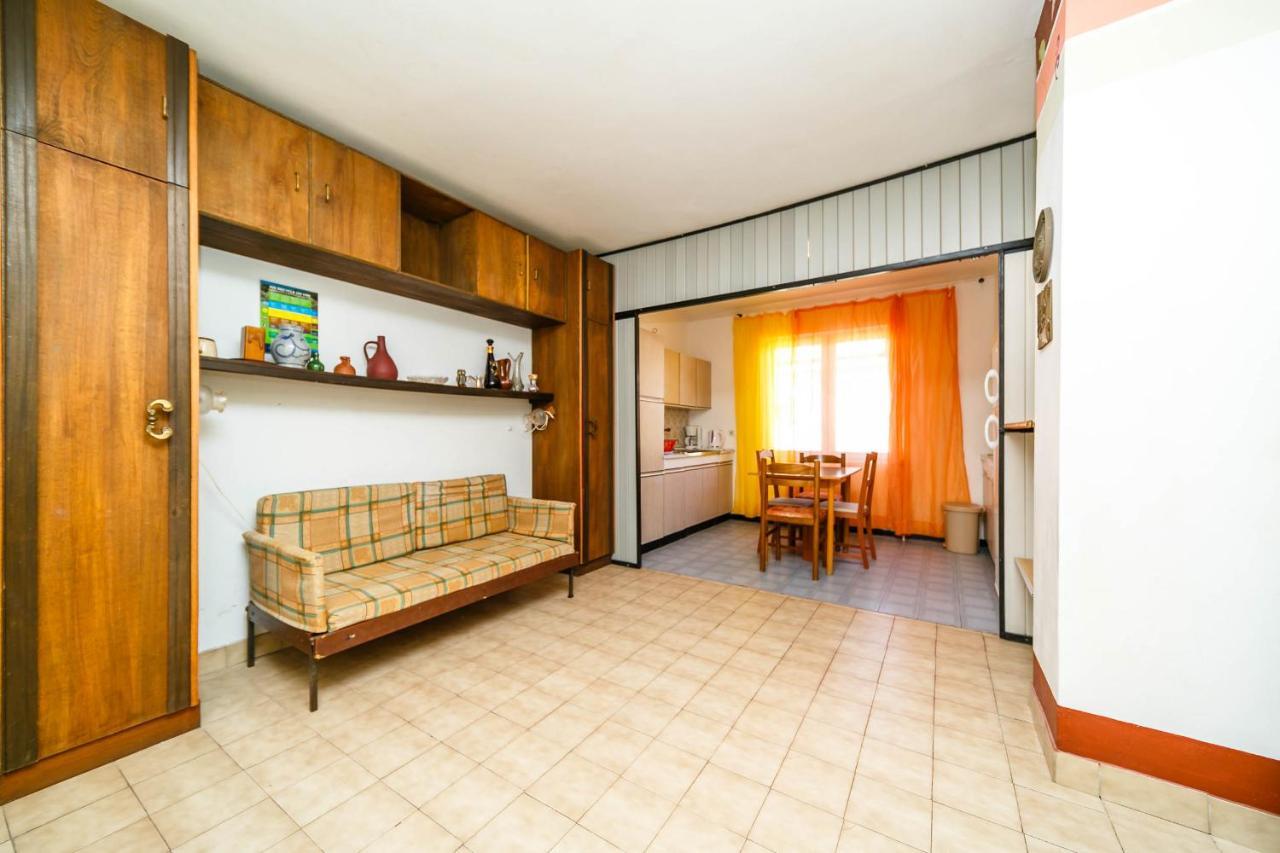 Guesthouse Ivkovic Krk Town Exterior photo